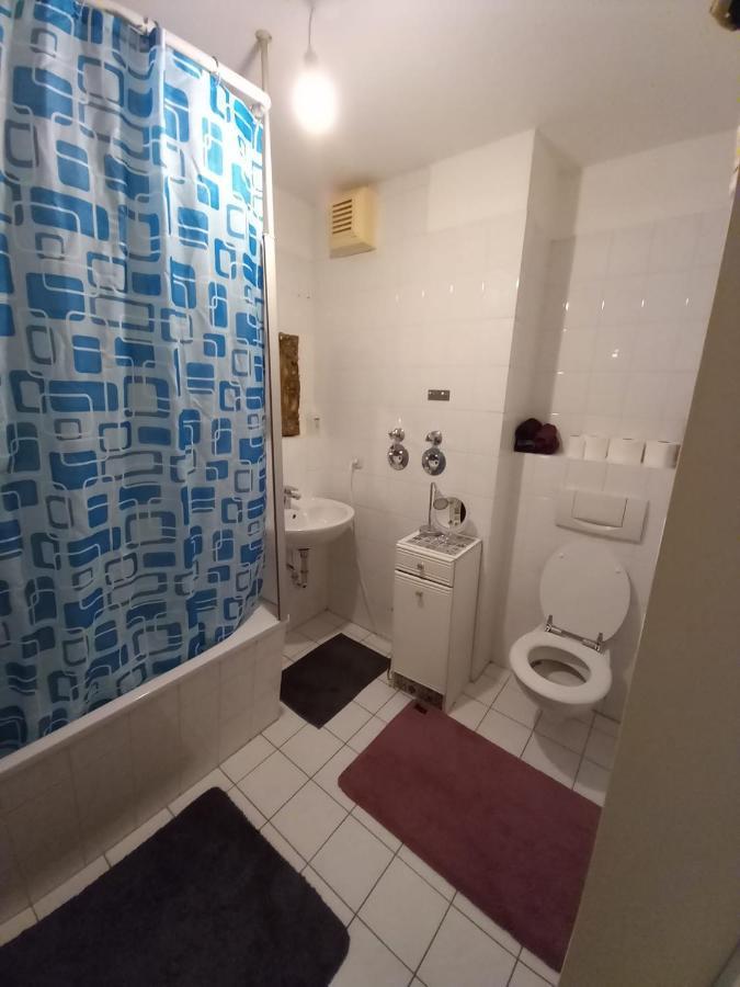 Tolle Private 2-Zimmer Wohnung Im Szene Bezirk Berlin-Friedrichshain Exterior photo