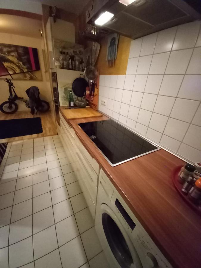 Tolle Private 2-Zimmer Wohnung Im Szene Bezirk Berlin-Friedrichshain Exterior photo